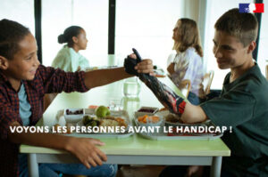 Voyons les personnes avant le handicap !